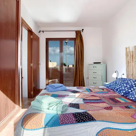 Holiday home Charlotte La Oliva