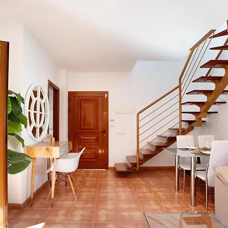 Charlotte ラ・オリーバ